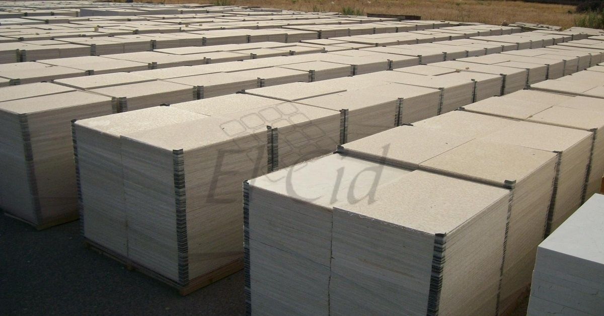 losas-empaquetadas-de-marmol-crema-marfil-corte-personalizado-al-cliente.jpg